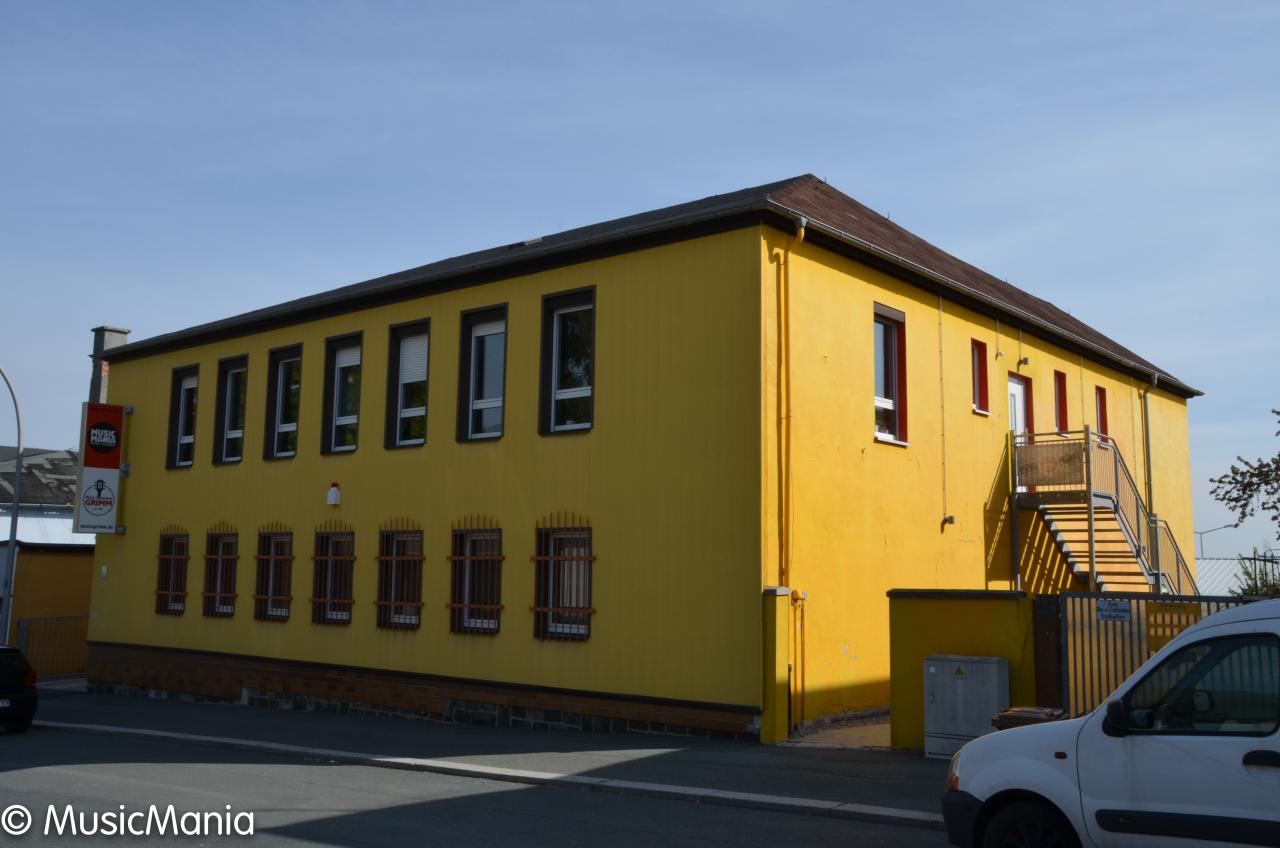 MusicMania Music School